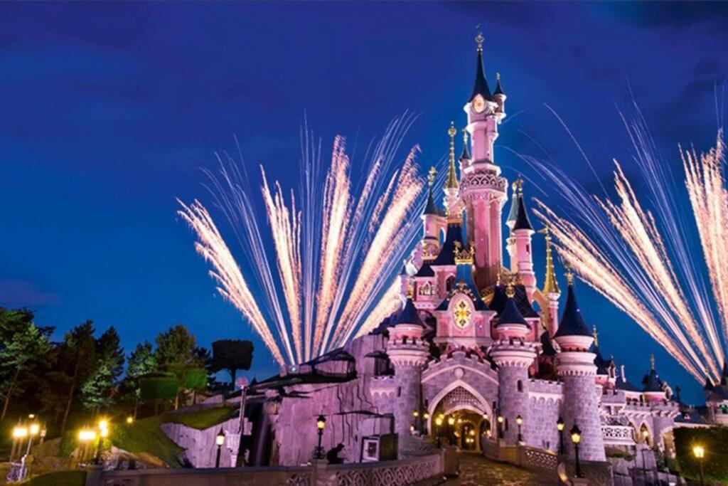 Le Splend'Id Disneyland Chessy  Exteriör bild